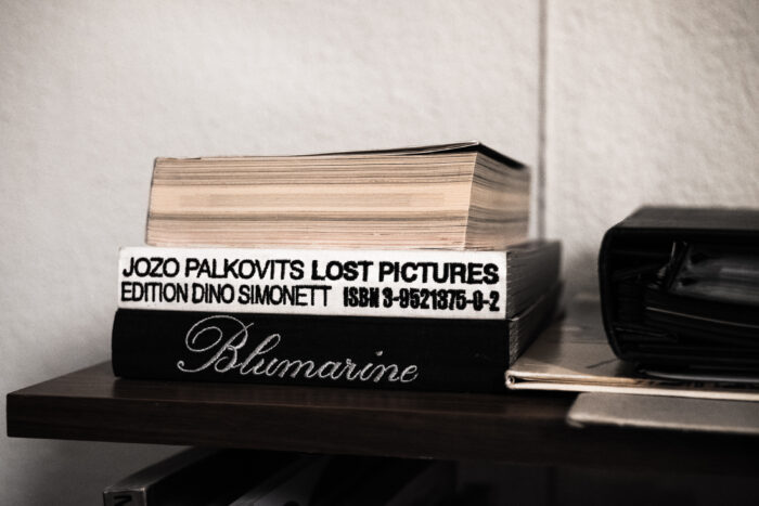 Der Fotoband «Lost Pictures» von Jozo Palkovits. Foto: Jan Graber